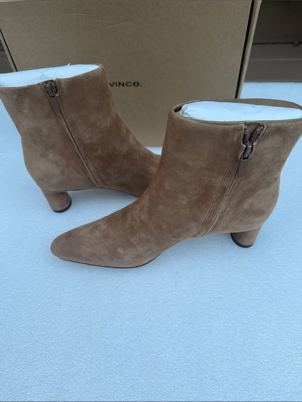 Vince women hilda